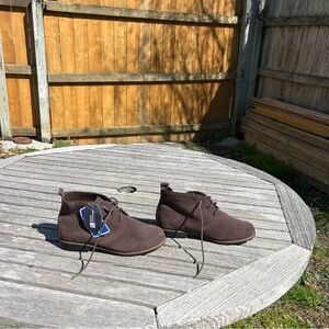 Nwt White Mountain Women's Auburn Brown Suede‎ Leather Chukka Boots size 8W